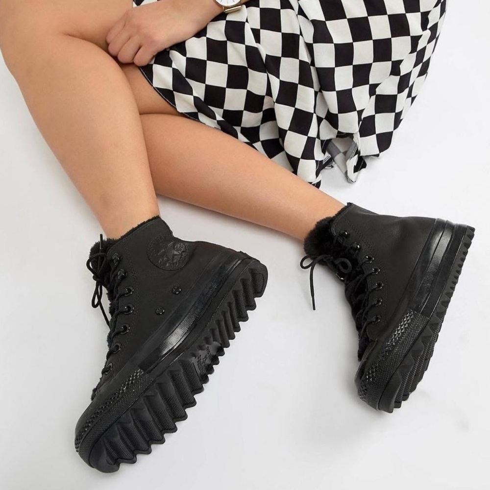 Converse leather fluffy